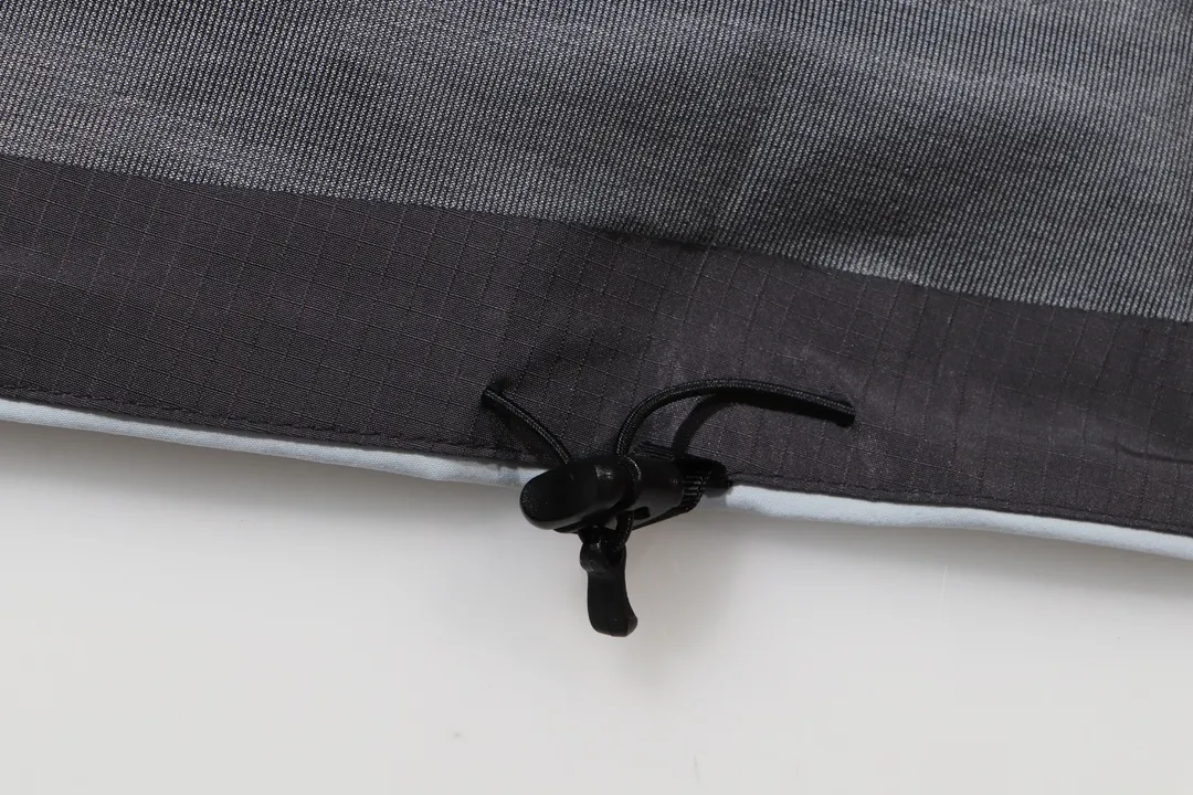 ARC'TERYX GORE-TEX Jacket BETA LT （Yb 3D ， Tri-Durance ） Factory #26844 ， YKK ， ， ， 。 Beta LT ， 。 bluesign@ N 3LGORE-TEX ， Wear-Resistant， 、 Breathable， 。 Storm Hood Water Tight ， ， ， 。 ，VISLON ， Velcro ， Zip-in， ARC TERYX BETA： 。 LT ： ， Wear-Resistant。 GORE-TEX： 、 、Breathable SIZE ：S M L XL XXL